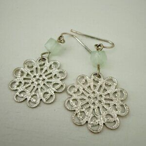 🌿✨ Silver Filigree Drop Earrings with Green Stone Accent 🤍